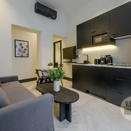 Iconic Apt En Plena Plaza Del Carmen Para 4Pax E3 Madrid Exterior photo
